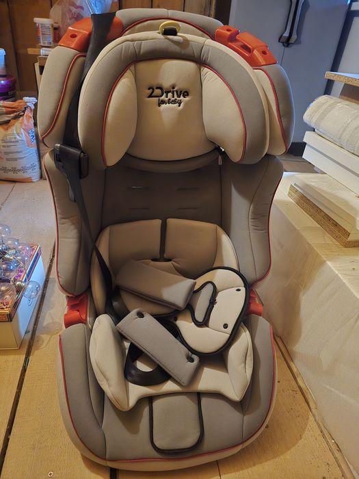 Scaun auto 2Drive 9-36kg cu Isofix