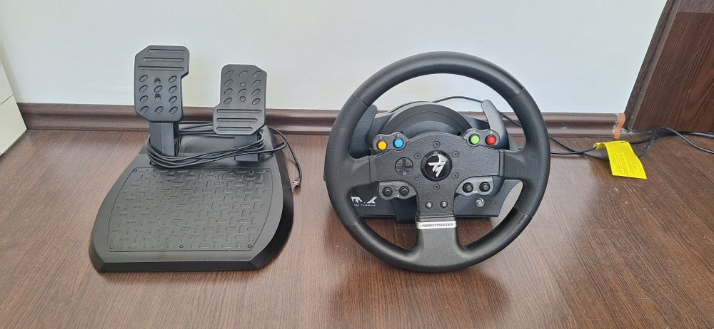 Volan Thrustmaster TMX Force Feedback
