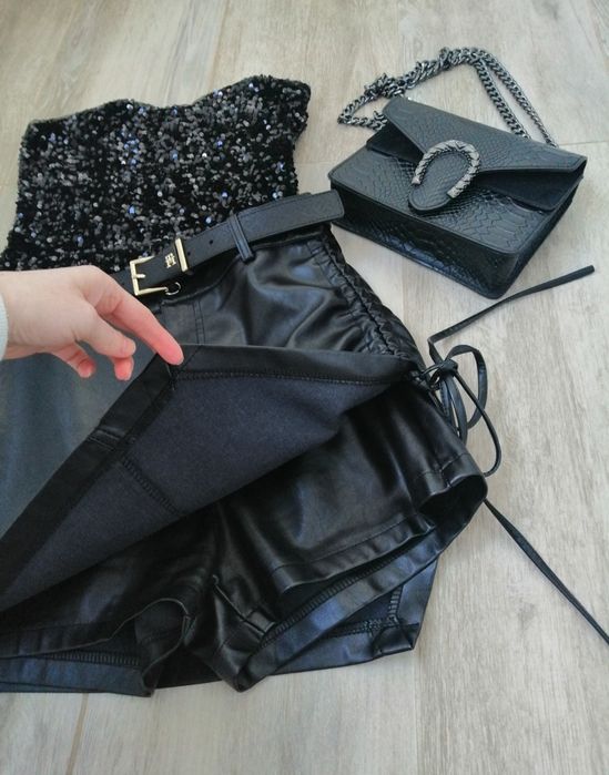 Fusta pantalon asimetrica