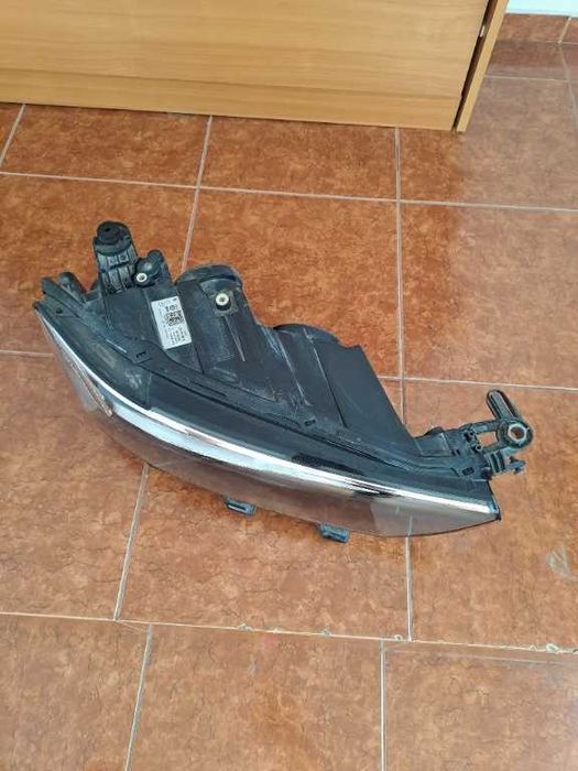 Far dreapta VW T-ROC halogen cod 2GA941006B