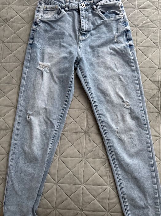 Дамски дънки М размер 6 бр