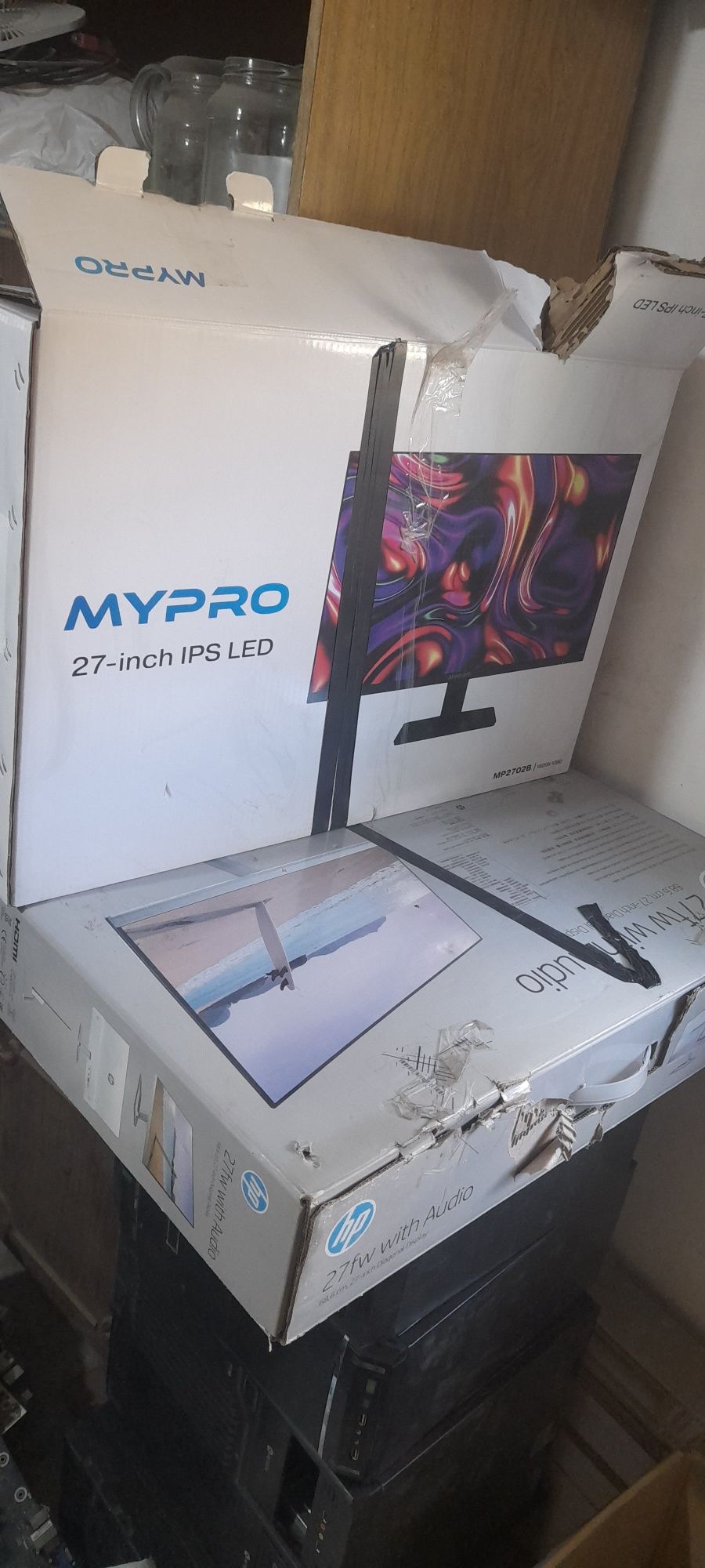Kompyuter monitorlari sotiladi zapchastka