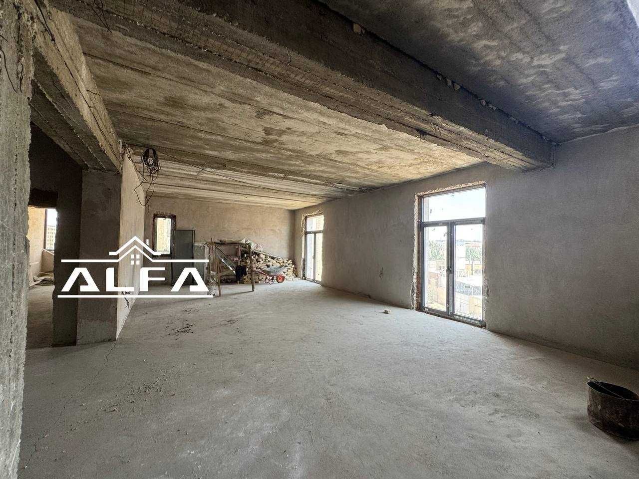 4 xonali 157m2+43m2 4-5 qavat