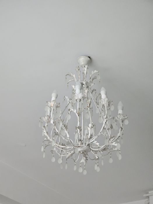 Candelabru Botte alb in stil clasic