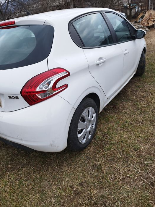 vind haion, uși ,bari ,planșa Peugeot 208