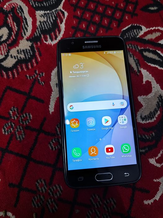Продам телефон Самсунг J5 prime