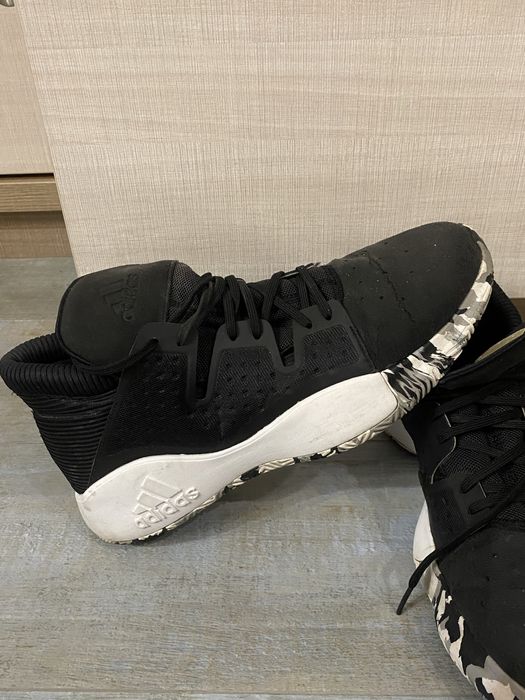 Adidas design in Brooklin for gameday, for anyday, номер 46
