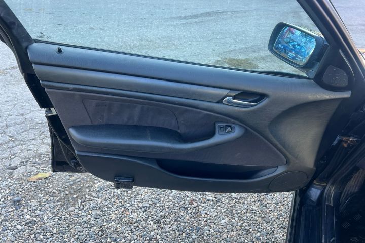 Dezmembrez BMW Seria 3 E46 [1997 - 2003] Sedan 4-usi 318i MT (118 hp)