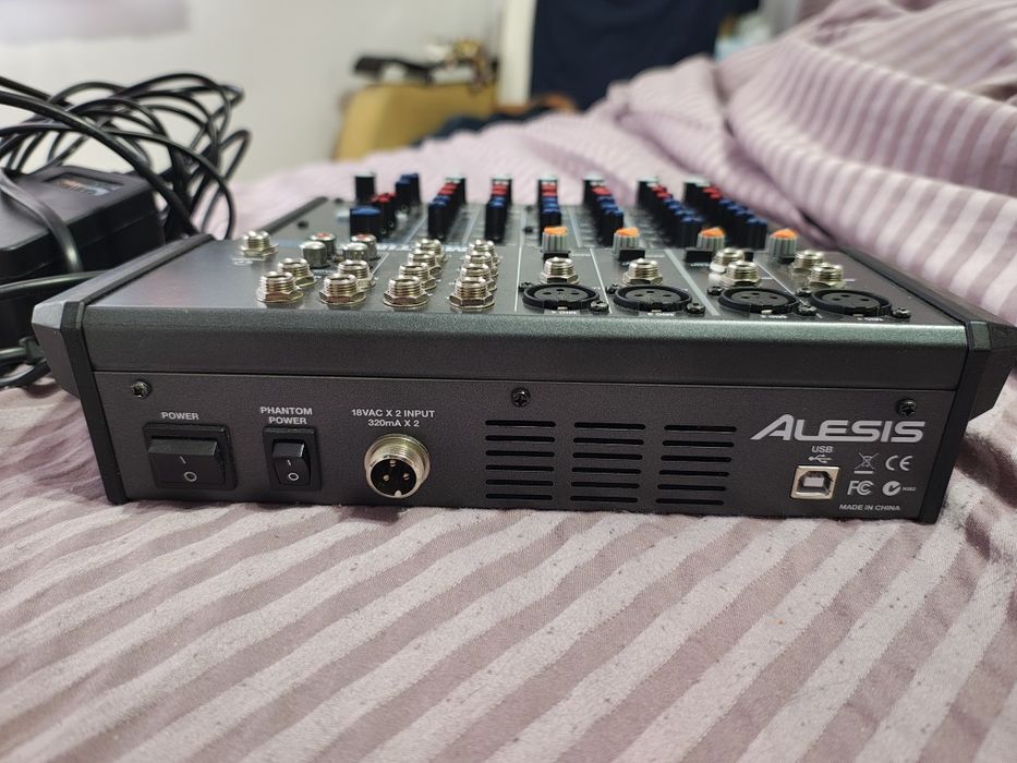 Mixer Alesis mulțime 8 usb fx