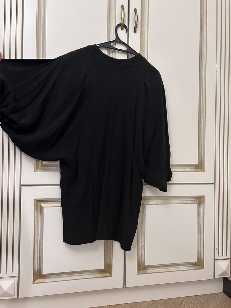 Италия Идеальное Платье-туника черное на Новый Год