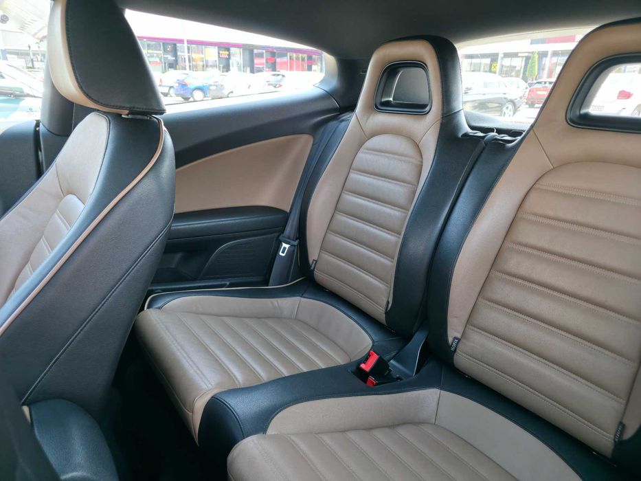 Volkswagen SCIROCCO 2.0 TDI DSG -R-line- Editie Individual FC 170 cp