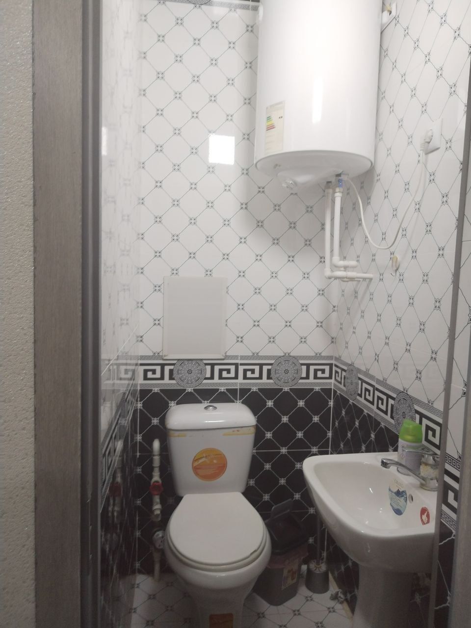 2 xonali dom 60kv metr.