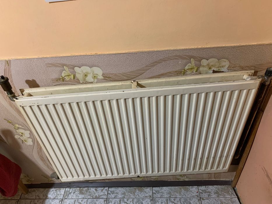 камина отоплителна с водонагревател на твърдо гориво прити C3B17