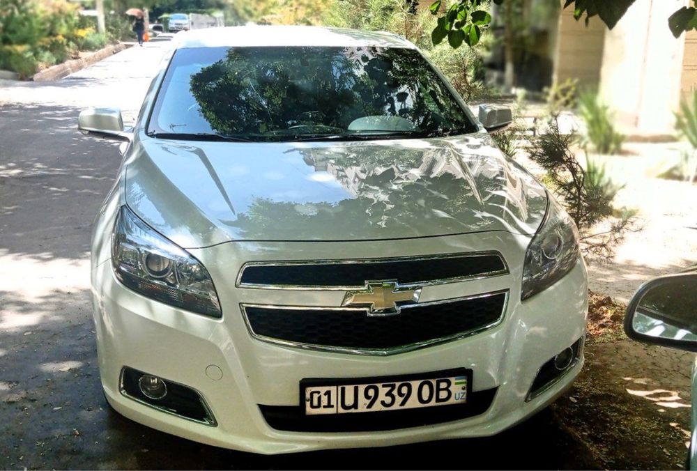 Продаю автомобиль malibu 1