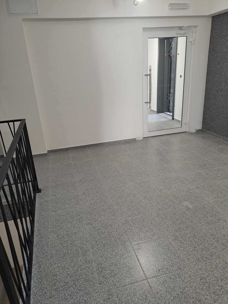 Продава се Двустаен апартамент в Плевен, Индустриална зона - 98 кв.м за 1150 €/кв.м - Снимка #6