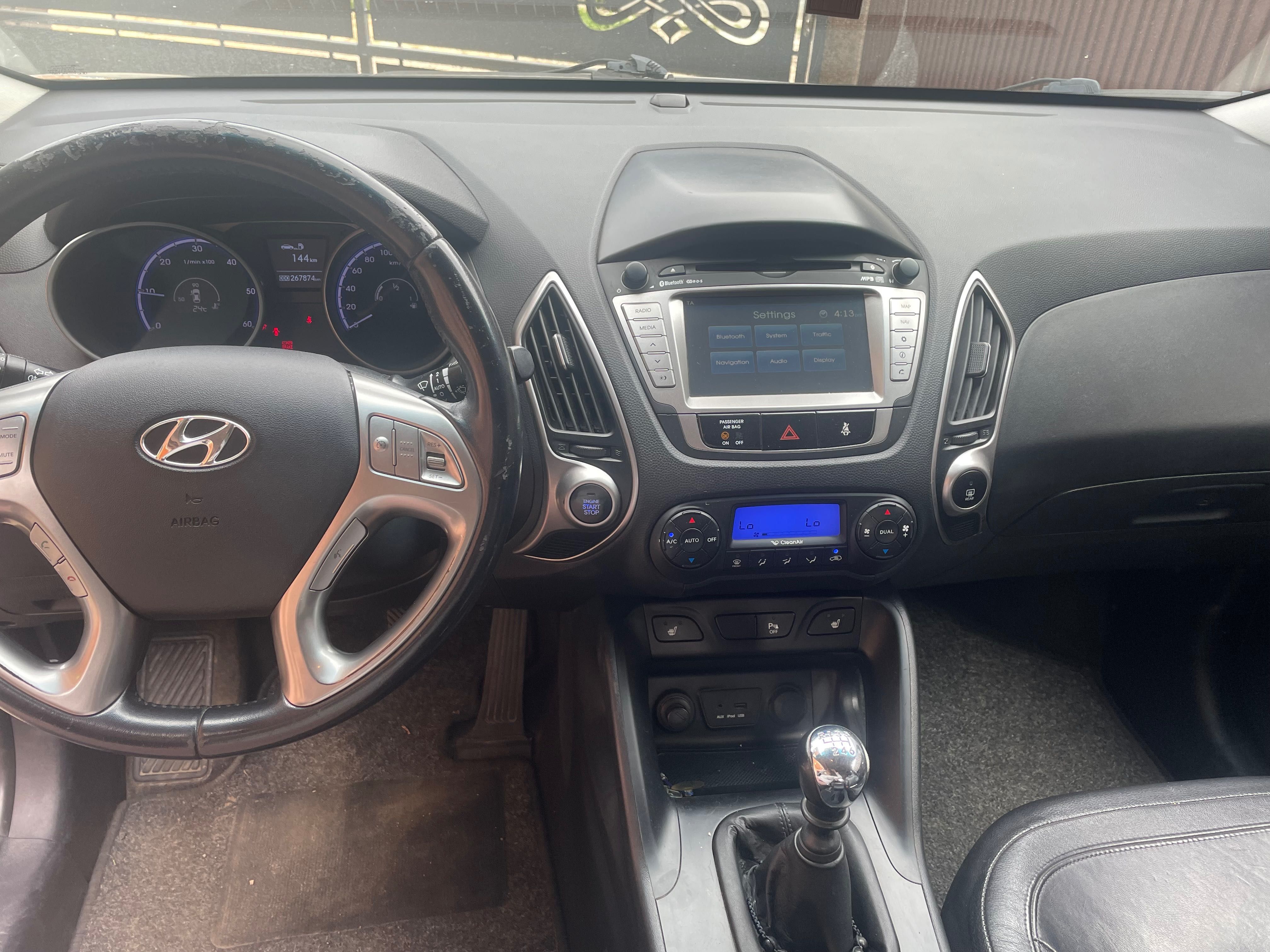 HYUNDAI iX35-2011/2.0/136CP/Diesel