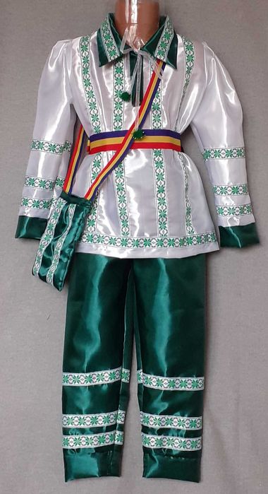 Costum popular pentru copii marimea 4 (5-6-7 ani)