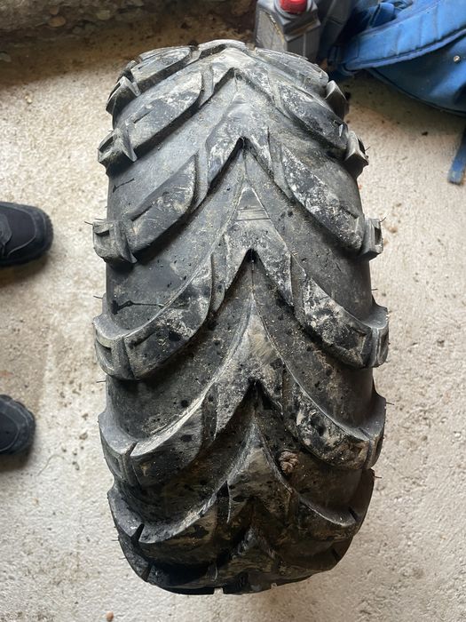 Cauciucuri atv 25x10-12 si 25x8-12