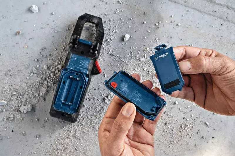 Измервателен тестер - амперклещи за напрежение GMC 600-15 Bosch
