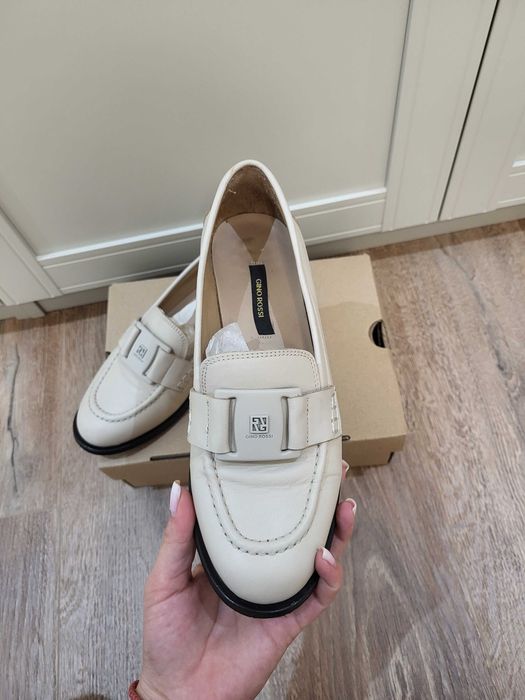 Разпродажба: ОБУВКИ