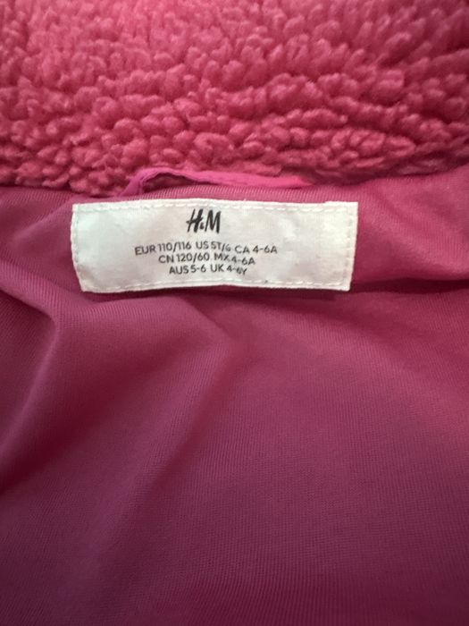 Geaca fete h&m culoare roz masura 110/116