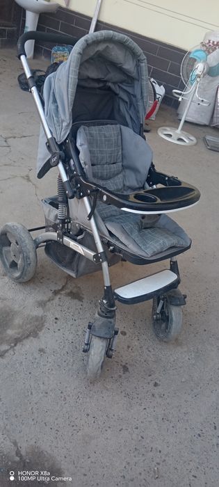 Bolalar kalyaskasi sotiladj