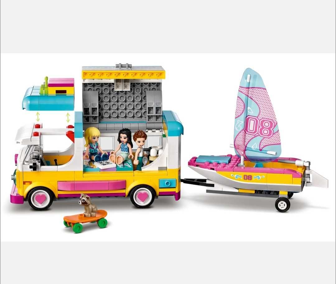 Lego Friends Furgoneta camping rulota barca cu panze 41681 6 7+ 8 ani