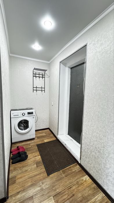 1 ком люкс 7 мкр Универсам