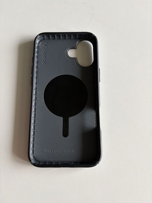 Кейс за iphone 16 plus