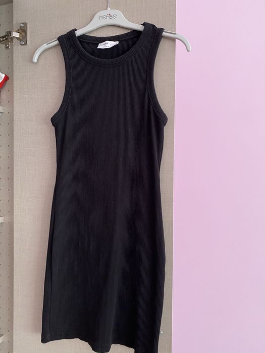Рокли и поли рзалични марки Bershka Strafivarius New Yorker и други