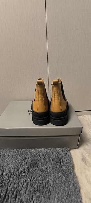 Боти естествена кожа 36номет