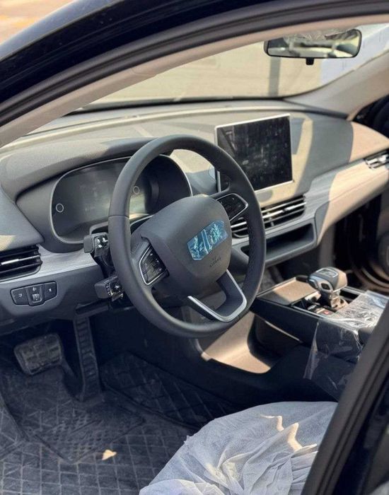 hongqi honji 2025 bez probeg