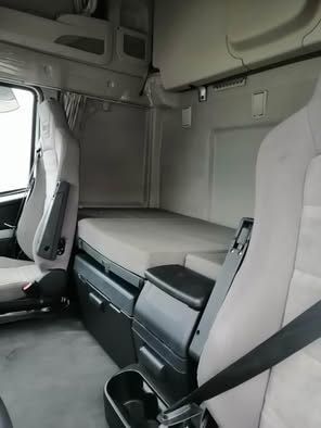 Cap tractor Iveco Stralis 2016 Euro 6