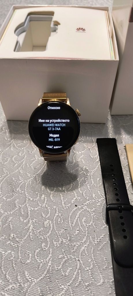 Продавам 2 смарт часовника Huawei Watch GT 3 (мъжки и дамски) + Подаръ