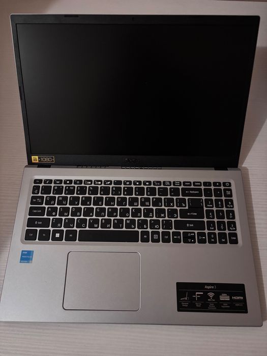 Acer Aspire 3 — Full HD / Intel Pentium / 8 ГБ RAM / SSD 256 ГБ