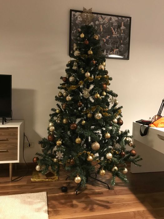 Brad artificial 220cm cu decoratiuni