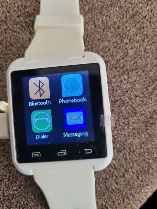 Ceas smartwatch cu touch-screen