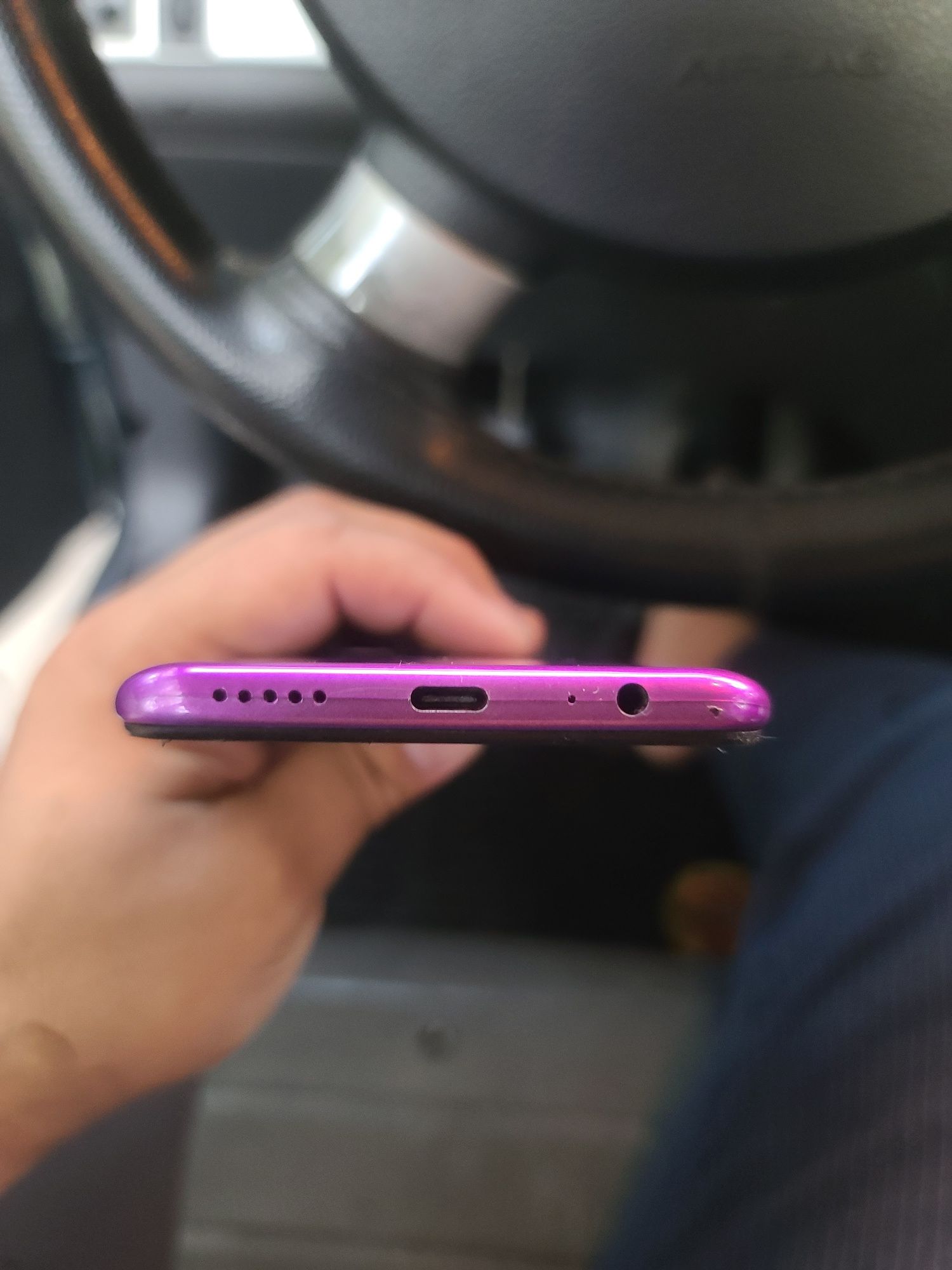 Продам Xiaomi Redmi Note 9 — 64 GB, градиент фиолетово-розовый