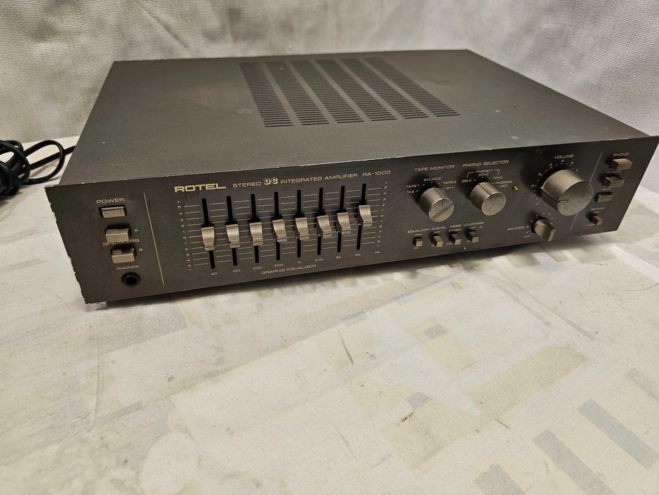Statie Amplificator EQ Rotel RA-1000 2x40W 4 - 8 ohm JAPAN