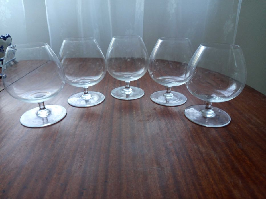 Чаши коньяк, големи, стилни