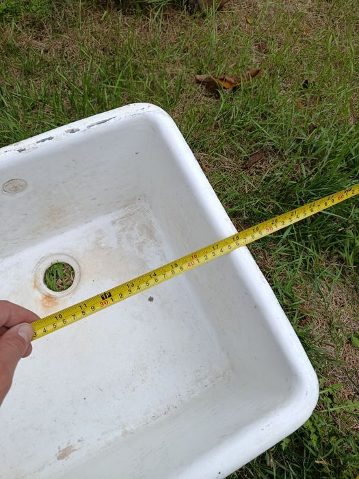 Стара чугунена мивка