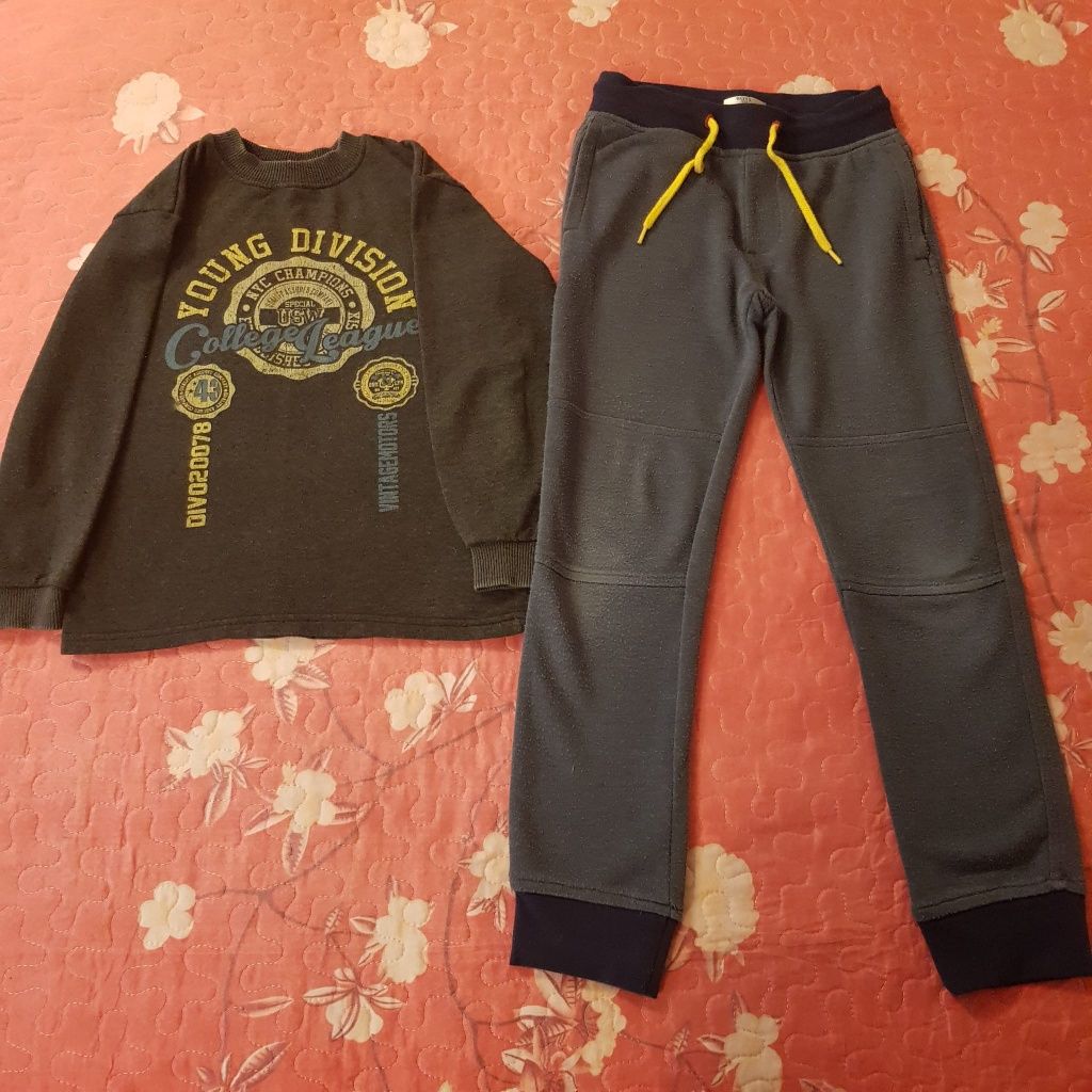 Lot haine Gap,H&M,LC Waikiki,băieți,8-9 ani:pantaloni sport,bluze