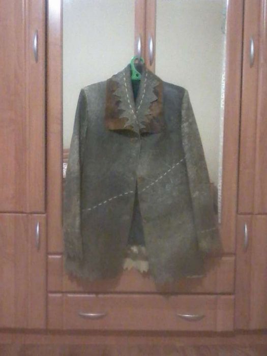 Продам куртку кожа