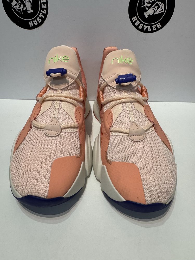 Маратонки NIKE SUPERREP .Номер 38.5