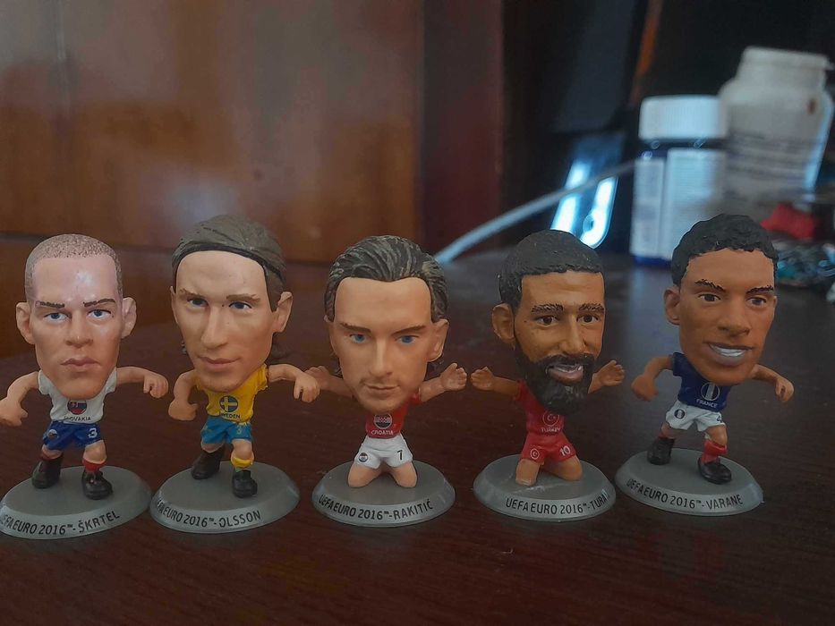 5 броя Фигурки футболисти Евро 2016 Panini Superstars