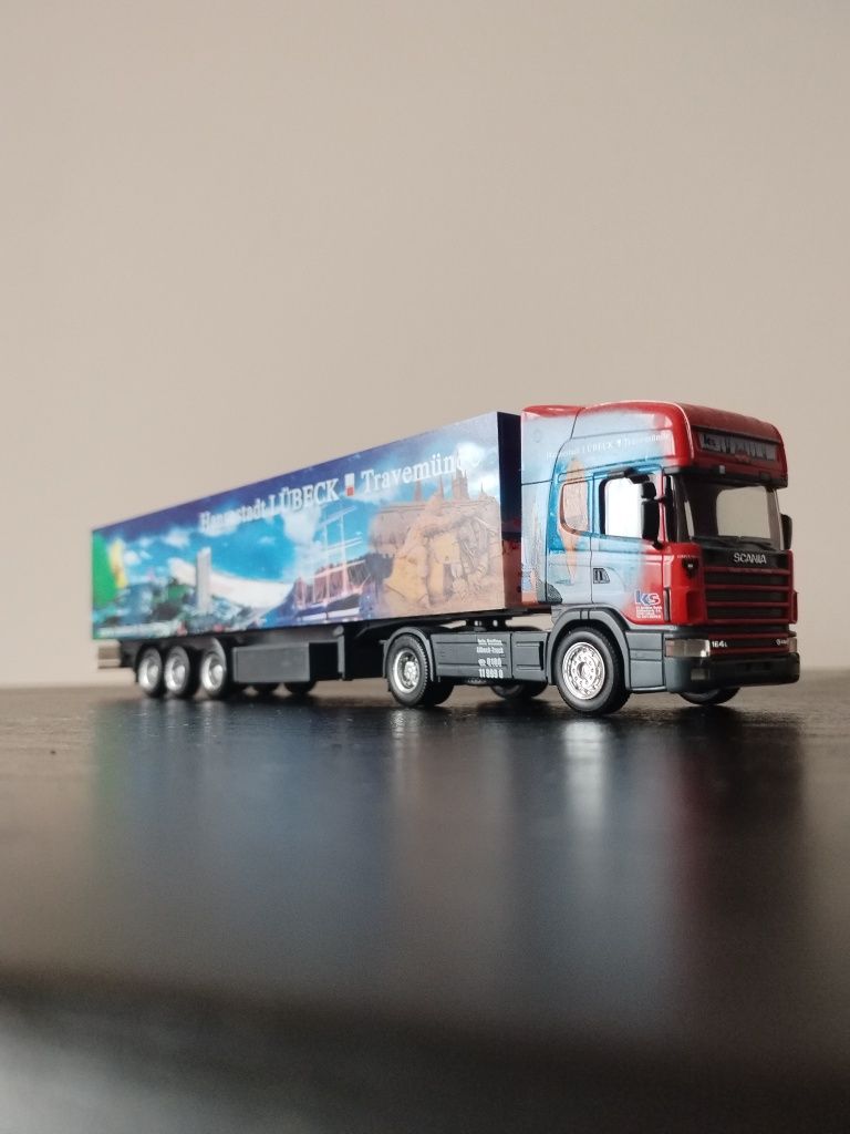 Камион SCANIA. Мащаб 1: 87.