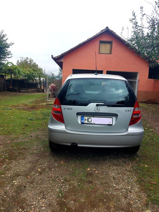 Vând Mercedes A class
