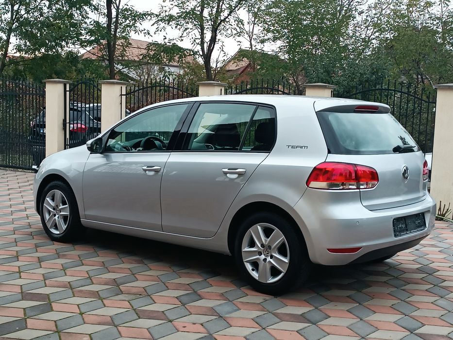 Vw Golf 6 model TEAM motor Clasic 1.4Mpi 86cp Dublu Klimatronic