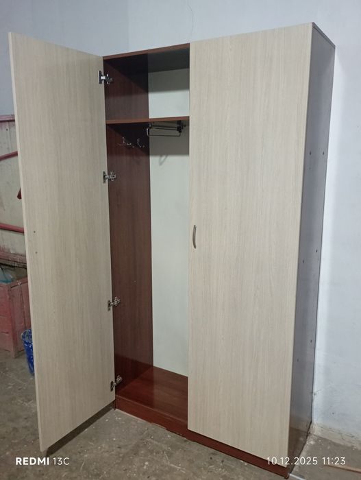 Распродажа Шкаф для одежды