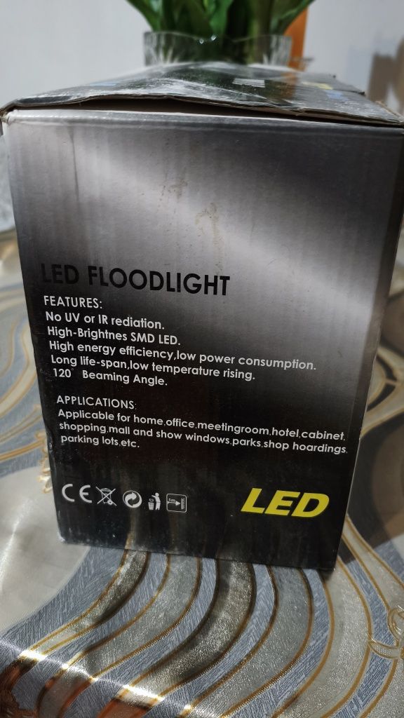 LED 30W прожектор для дома и улицы